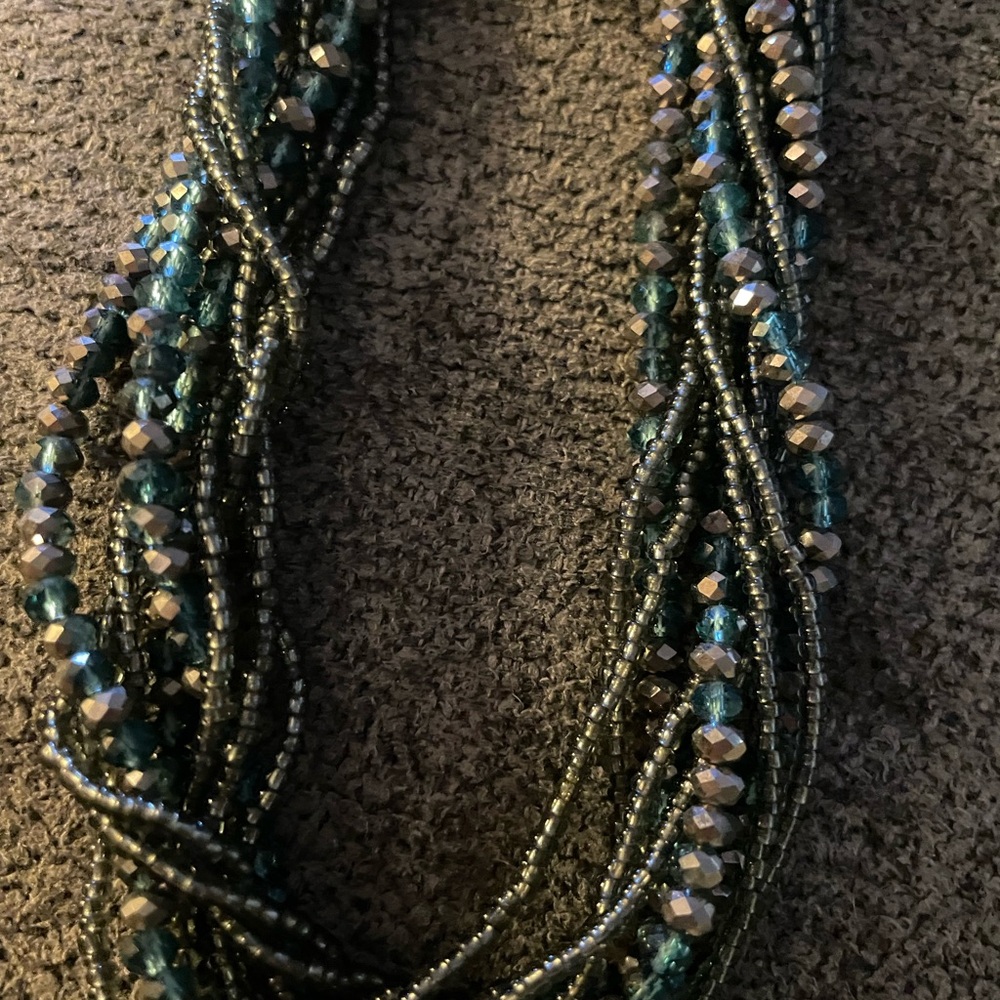 Elegant Vintage Multistrand Beaded choker Necklace 18 inches clasp to clasp